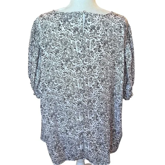 Lane Bryant Black and White Puff Sleeve Blouse  Size 22 - Picture 7 of 11